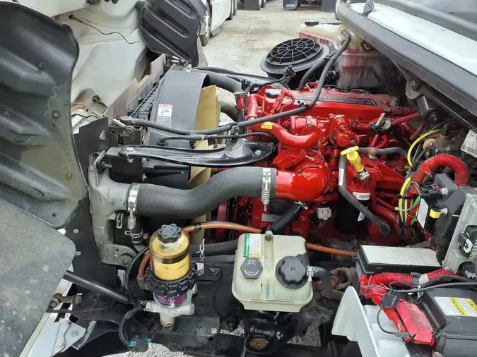 2019 FREIGHTLINER/MERCEDES M2 106d9a7c7054d2b3a6ef87e2ca8ecc8e534