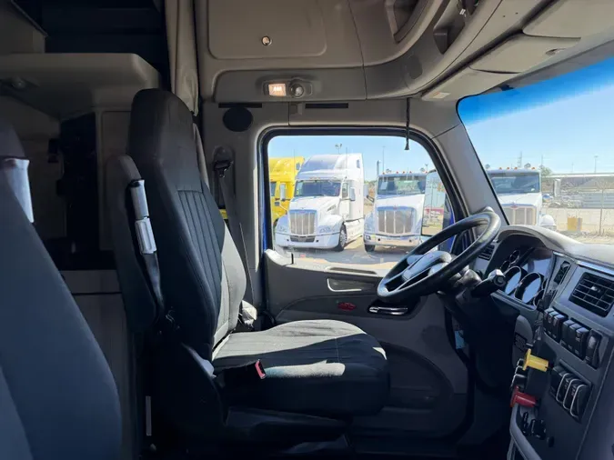 2022 Peterbilt 579