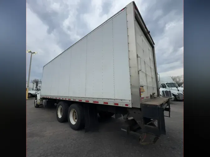 2018 FREIGHTLINER/MERCEDES M2 106