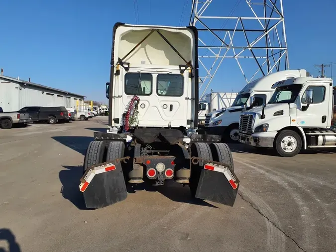 2020 FREIGHTLINER/MERCEDES NEW CASCADIA 116