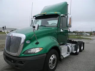 2017 International Prostar + 122