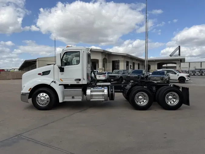 2020 Peterbilt 579