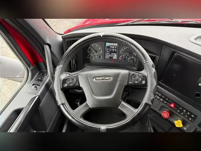 2023 FREIGHTLINER CA126