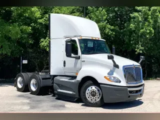 2021 INT LT625 6x4