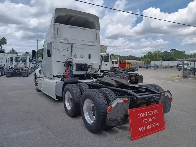 2019 NAVISTAR INTERNATIONAL LT625 SLPR CAB