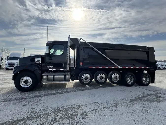 2025 Western Star 49X Day Cabd9c230434078249219a752266ba93a33