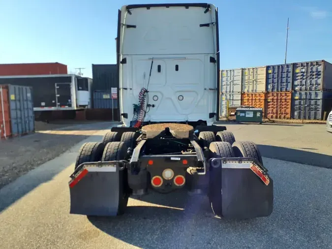 2019 FREIGHTLINER/MERCEDES CASCADIA 125