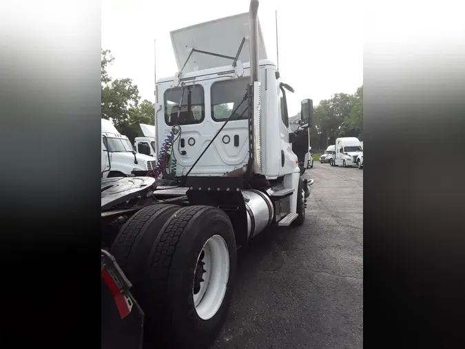2018 FREIGHTLINER CASCADIA 125