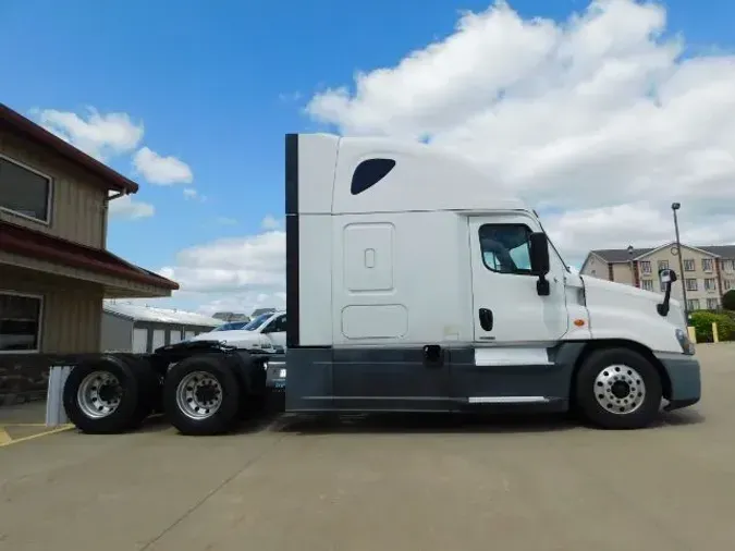 2019 Freightliner Cascadia 125