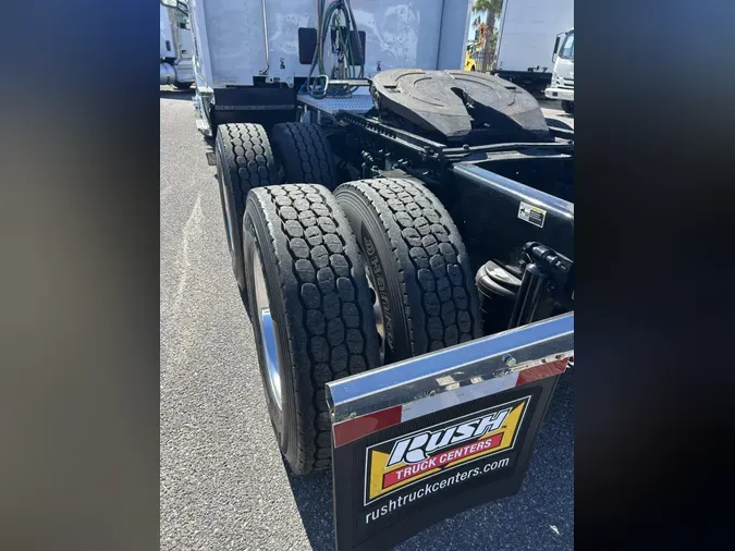 2022 Peterbilt 579