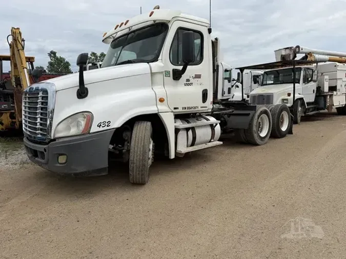 2011 FREIGHTLINER CASCADIA 125d9cfddadf39d77c1fea0be833ada12d6