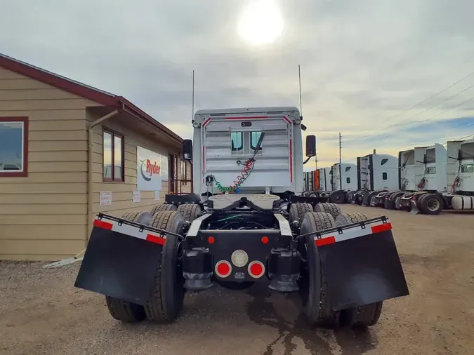 2017 FREIGHTLINER/MERCEDES CASCADIA 125
