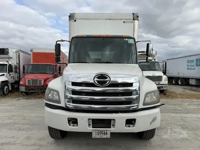 2016 HINO 268