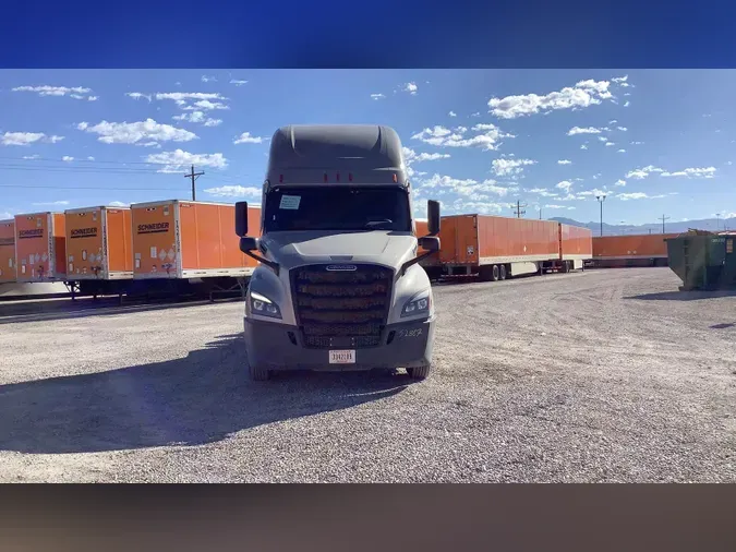 2022 Freightliner Cascadia