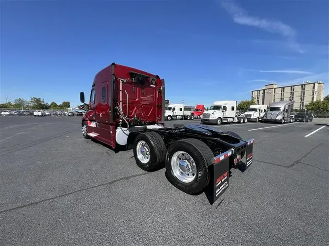 2019 FREIGHTLINER CA126