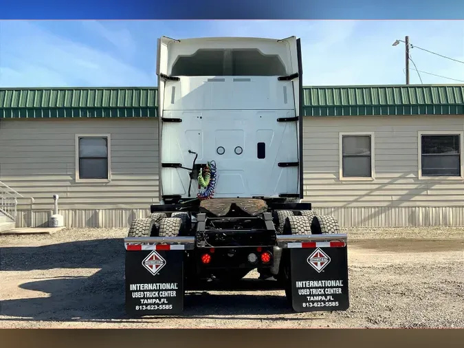 2023 INT LT625 6x4