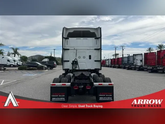 2022 INTERNATIONAL LT