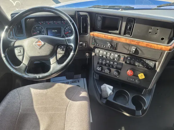 2022 International LT625