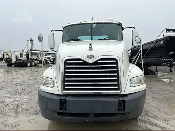 2005 MACK VISION CXN613