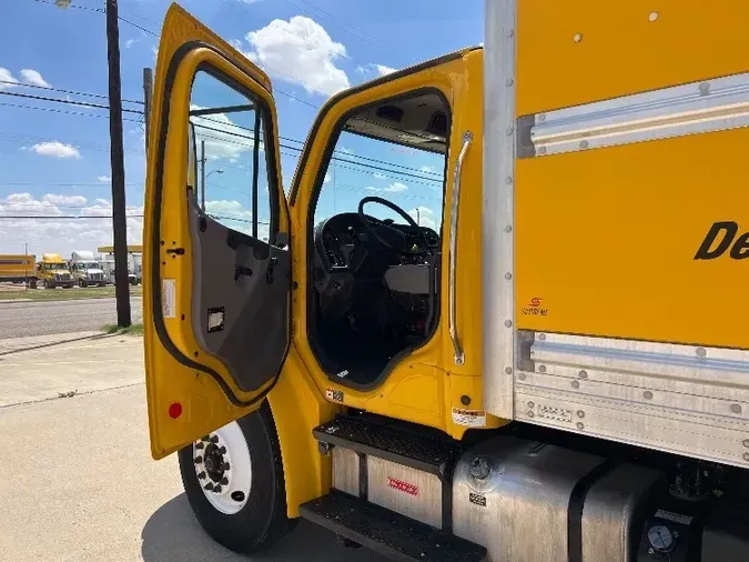 2019 Freightliner M2