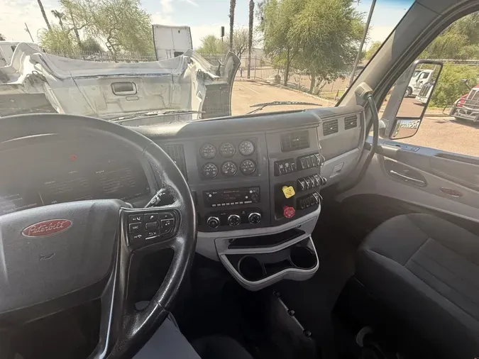 2023 Peterbilt 579