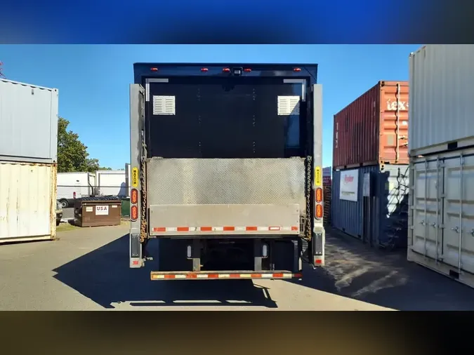 2019 FREIGHTLINER/MERCEDES M2-112