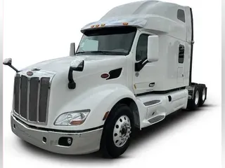 2022 Peterbilt 579