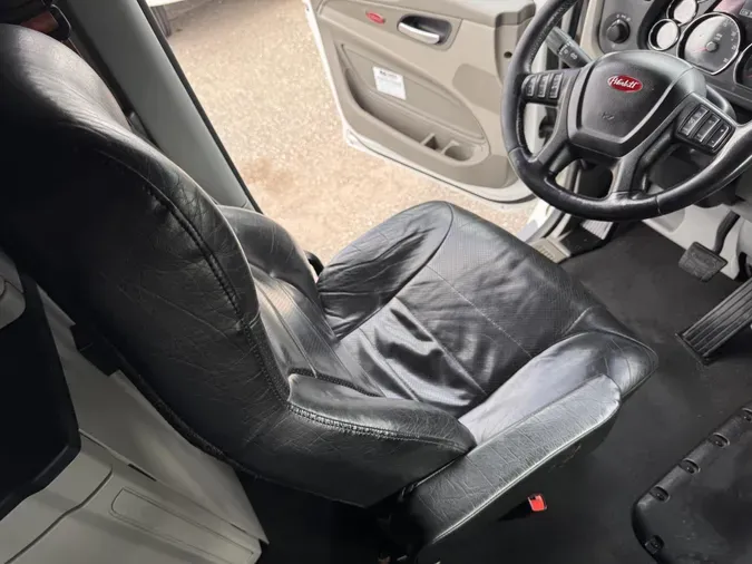2020 Peterbilt 579