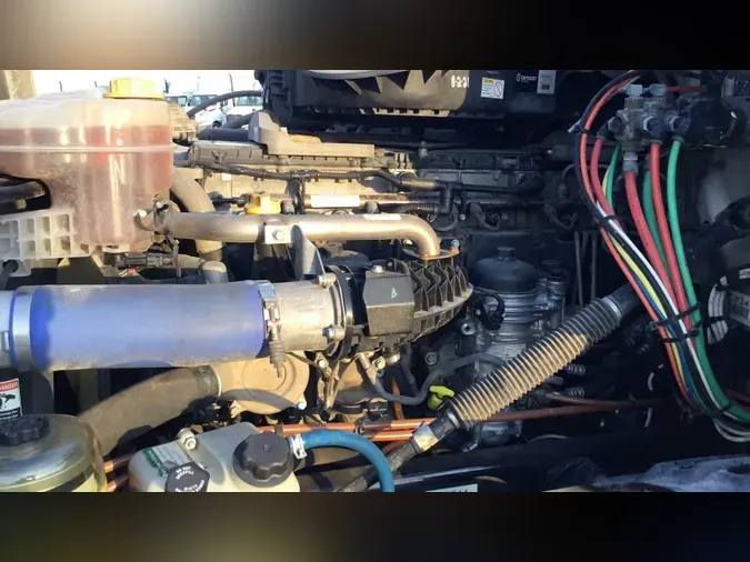 2020 Freightliner Cascadia 126d9f0b19a147ba9fb6d02927e2a183f9f