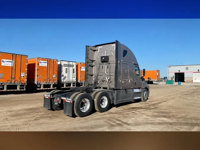 2020 Freightliner Cascadia