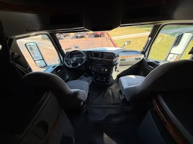 2022 INTERNATIONAL LT625