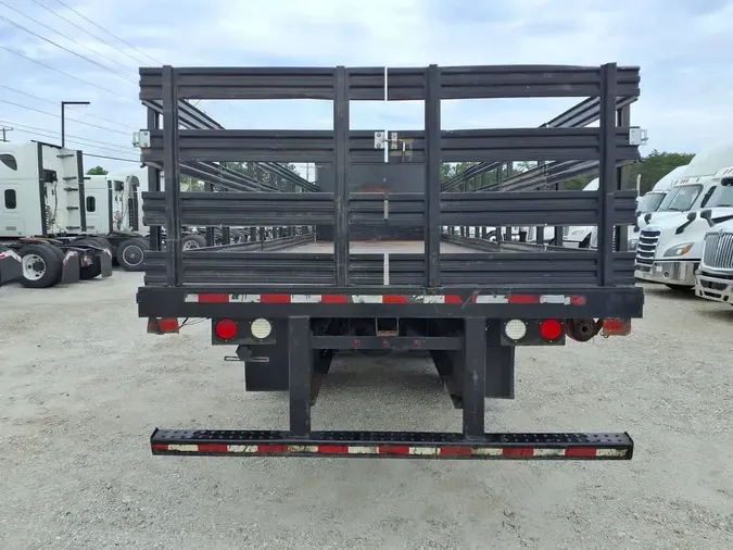 2017 FREIGHTLINER M2 106