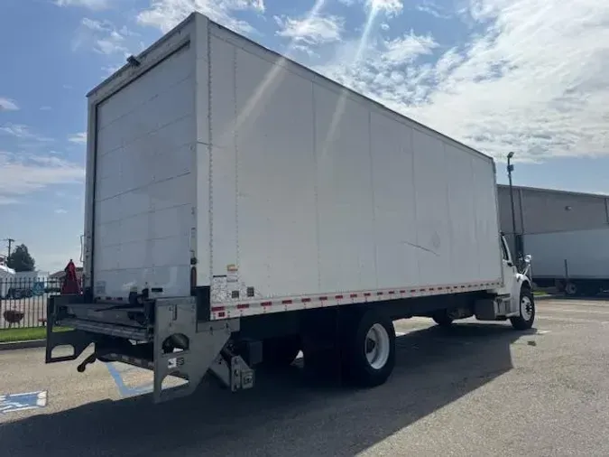 2021 Freightliner Business Class M2 106