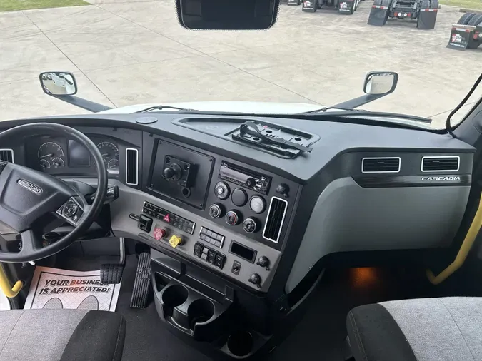 2021 Freightliner Cascadia