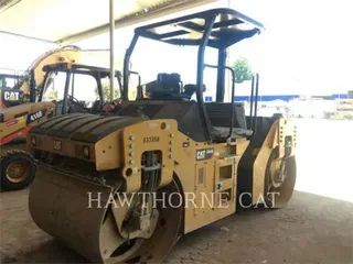 2014 Caterpillar CB44B