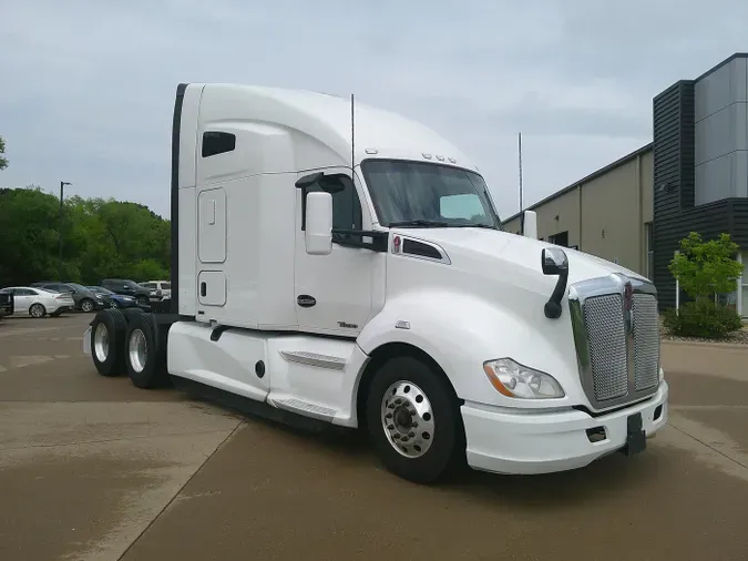 2022 Kenworth T680