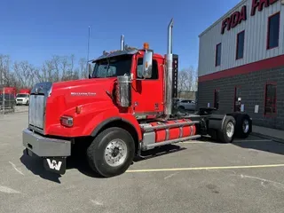 2021 Western Star 4900 SB