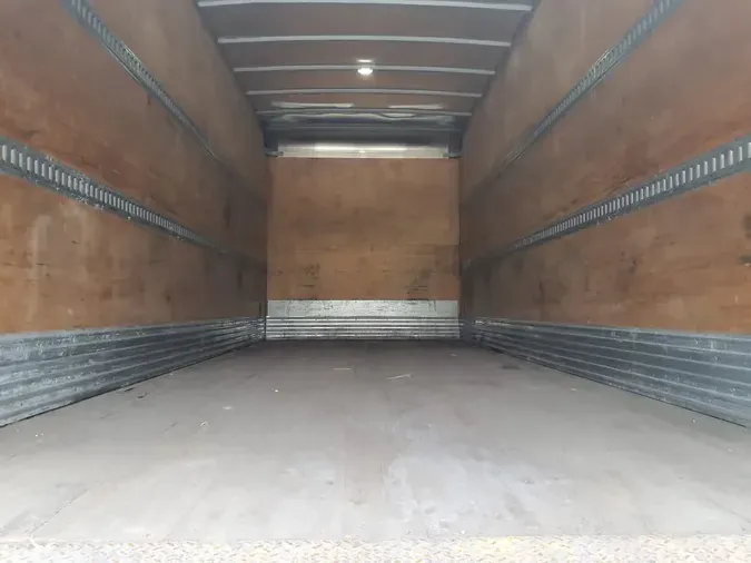 2019 FREIGHTLINER/MERCEDES M2 106