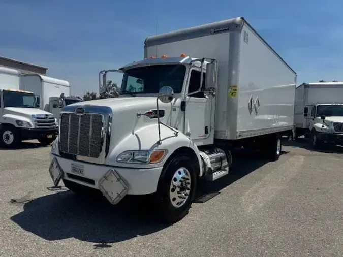 2020 Peterbilt 337