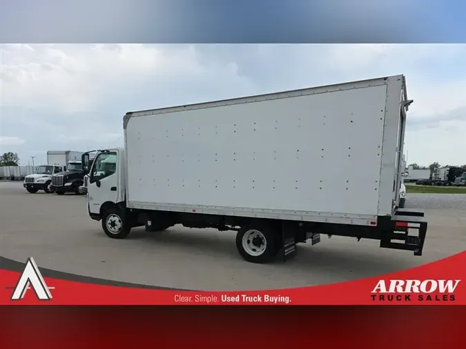 2020 HINO 195