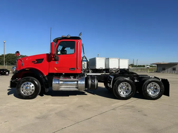 2020 Peterbilt 567