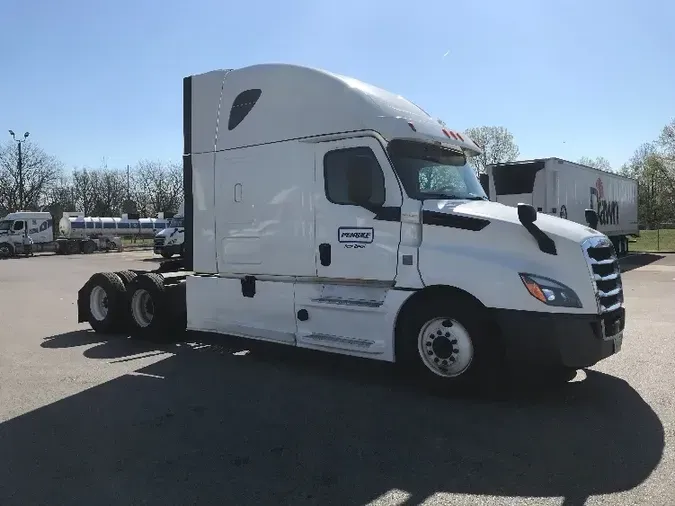 2018 Freightliner T12664STda14f3c904cc082bd42b694a1f605806