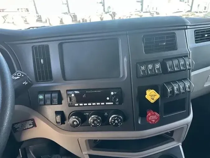 2025 Peterbilt 579da15874f92e772ba70c94ff6a1fd5d19