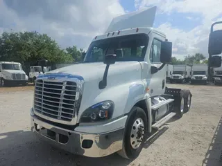 2018 FREIGHTLINER/MERCEDES CASCADIA 125