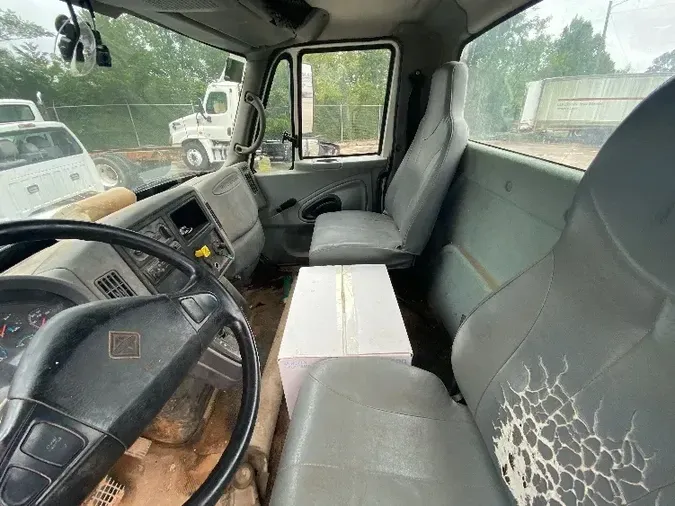 2007 INTERNATIONAL 4300