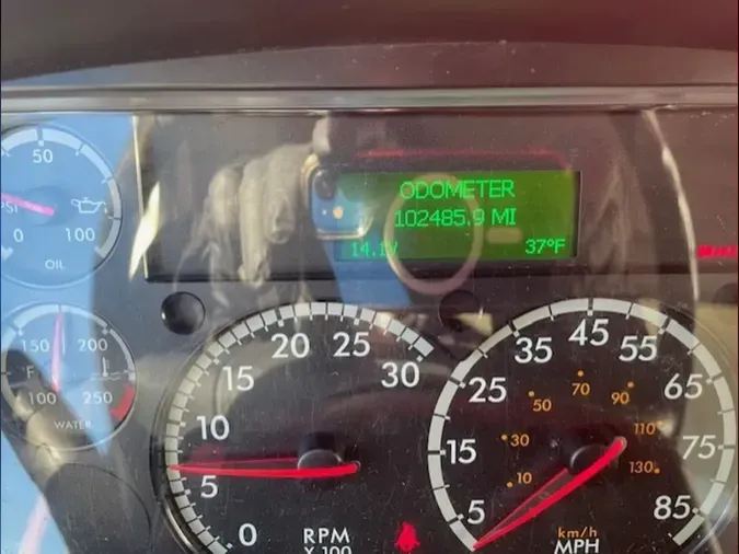 2019 FREIGHTLINER/MERCEDES M2 106