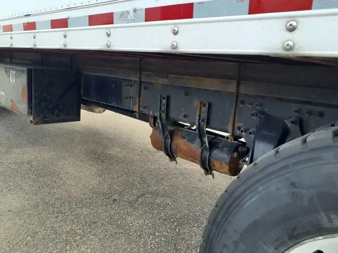 2017 FREIGHTLINER M2 106