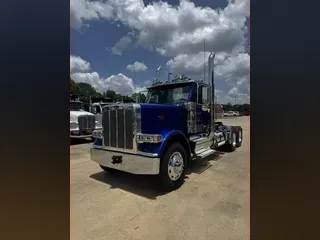2027 PETERBILT 589