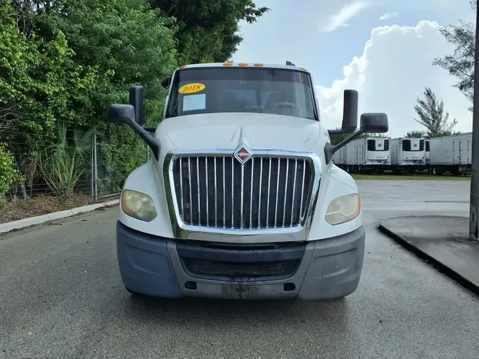 2019 NAVISTAR INTERNATIONAL LT625 DAYCAB T/A