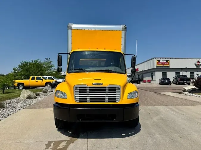 2019 Freightliner Business Class M2 106